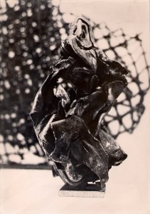 Zwei Metallskulpturen aus einer frühen Phase, Scannen0026