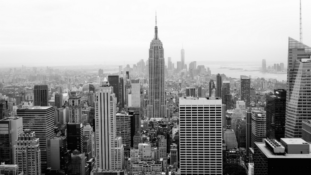 Empire State Building von der Line aus ...