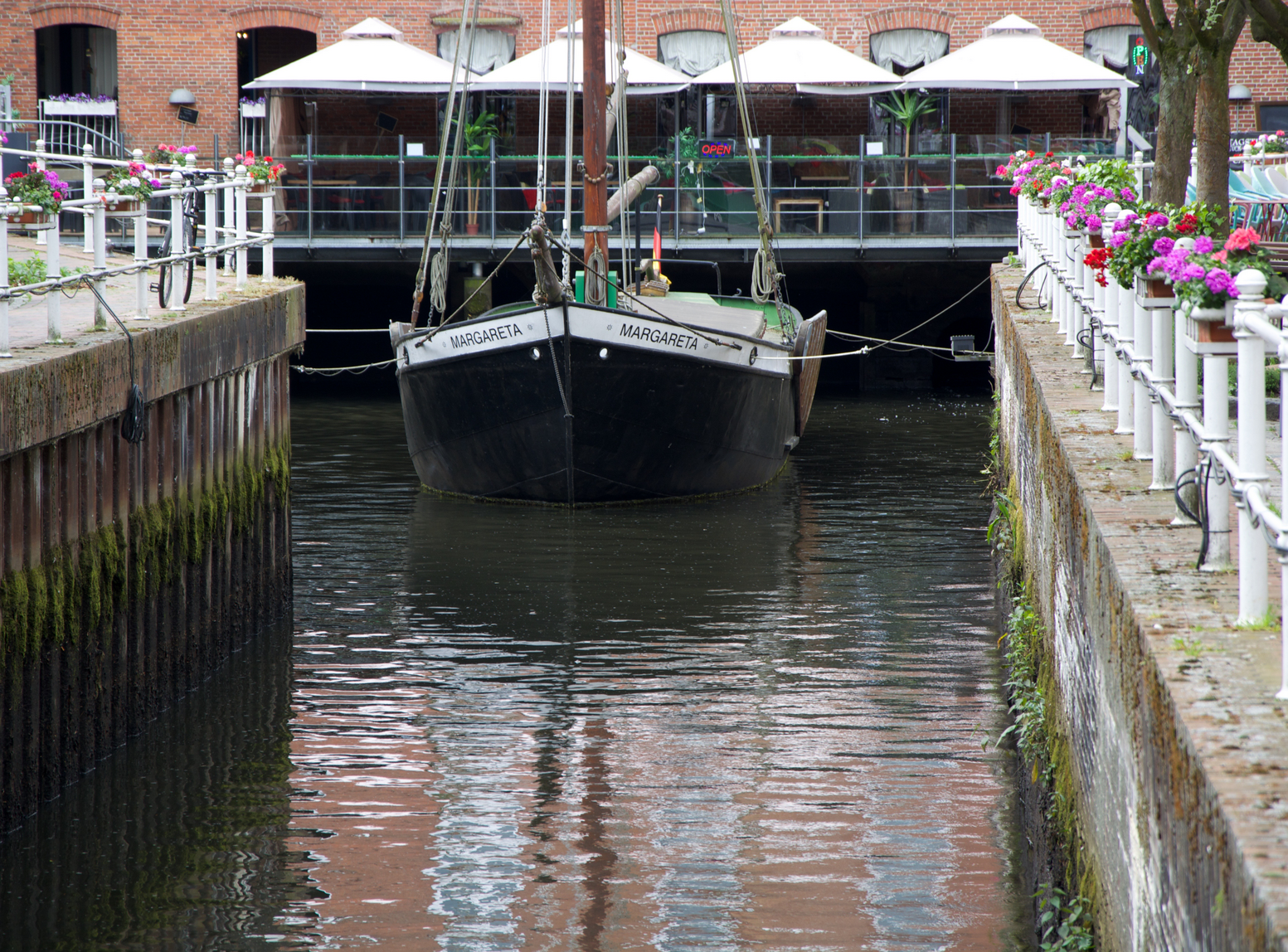 Das Frachtschiff MARGARETA aus dem Jahr 1897 verkehrte auf der Niederelbe bis ins Jahr 1950. 1991 restauriert Durch den Förderverein ALTSTADT BUXTEHUDE.